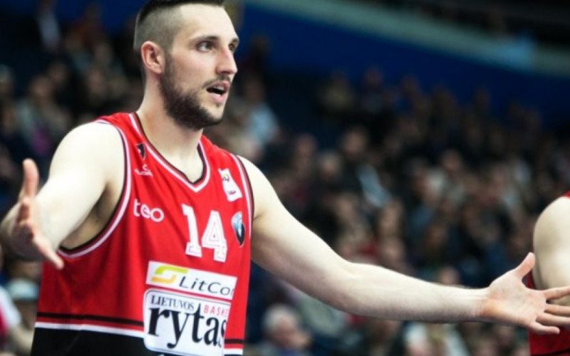 Azərbaycan klubu litvalı basketbolçunu transfer etdi