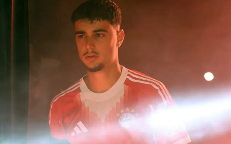 Bavariyanın futbolçusu əməliyyat olunub