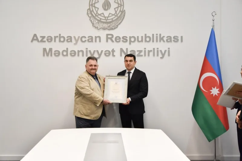Kinorejissor Ayaz Salayev Mədəniyyət Nazirliyinin Fəxri diplomuna layiq görülüb - FOTO