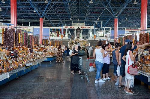 Yekaterinburqda azərbaycanlılara məxsus bazar ləğv edildi