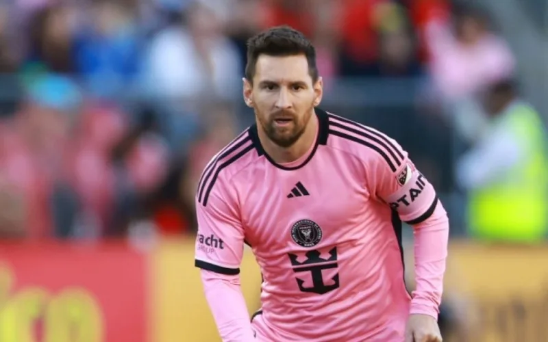 Messi zədələndi