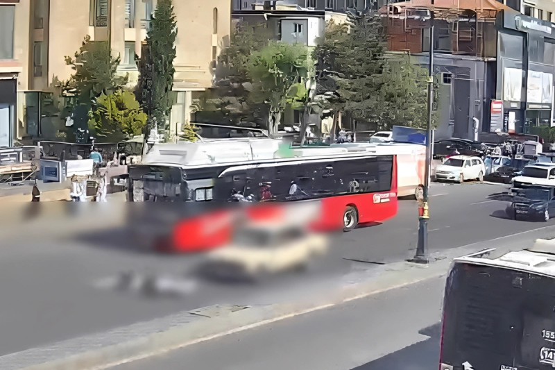 Bakıdakı dəhşətli qəzanın ANBAAN GÖRÜNTÜSÜ