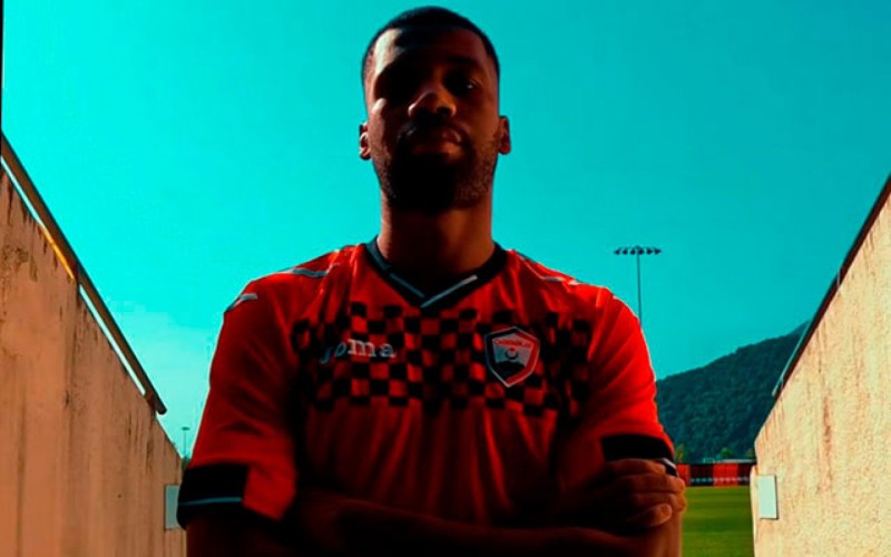 Qəbələ yeni transferini açqıladı