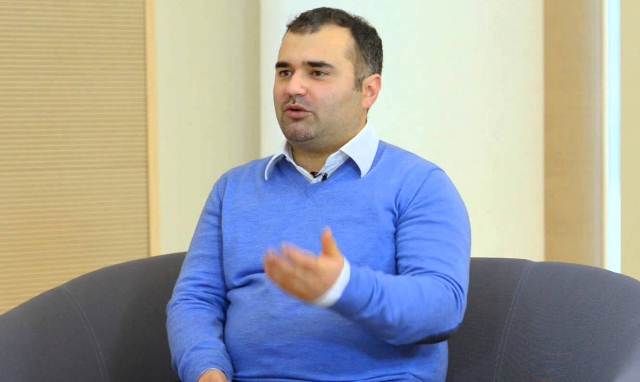 İTV-nin direktorunun NADİR fotosu - YARIŞMADA...