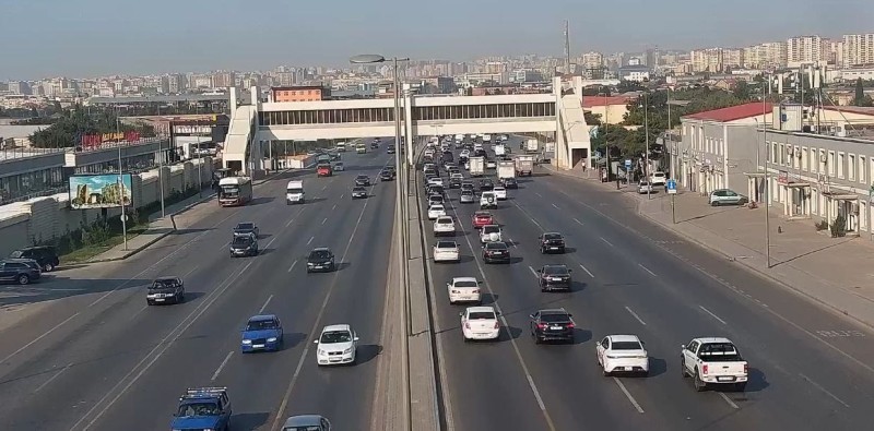 Bakıda bu yollarda tıxac var - SİYAHI