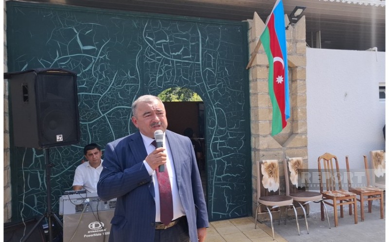 AZAL-ın vitse-prezidenti: Aktauda qəzaya uğrayan təyyarəyə kənardan müdaxilə edildiyini təsdiqləyib