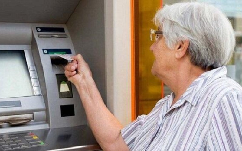 Naxçıvanda avqust ayının pensiyaları ödənildi
