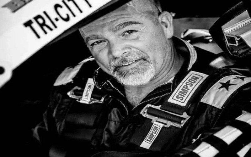 53 yaşlı pilot yarış zamanı həlak olub