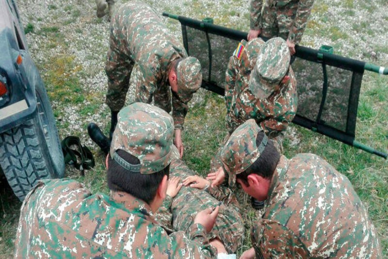Ermənistanda hərbi qulluqçu qəflətən ölüb