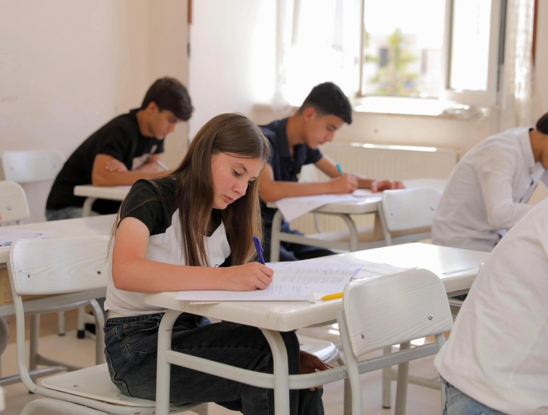 250-dən çox şagirdin ilkin imtahan nəticəsi ləğv olunub