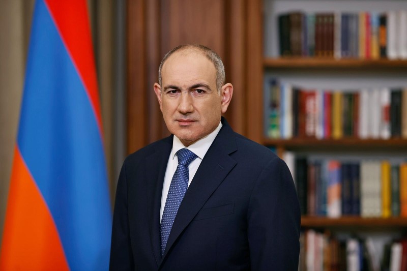 Paşinyan məzuniyyətə çıxıb