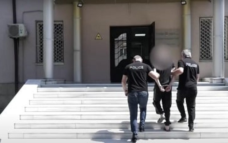 Gürcüstanda həmkəndlisini bıçaqlayan azərbaycanlı SAXLANILDI