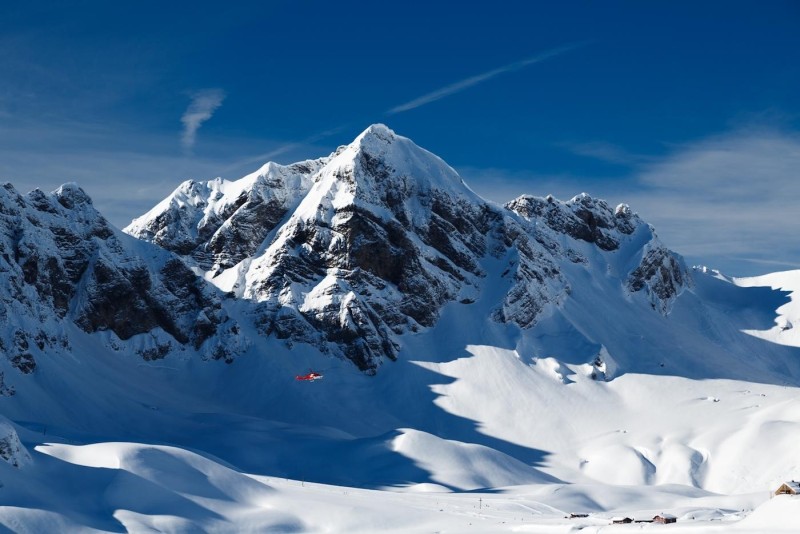 İtaliyada itkin düşən alpinistlərin cəsədləri TAPILDI