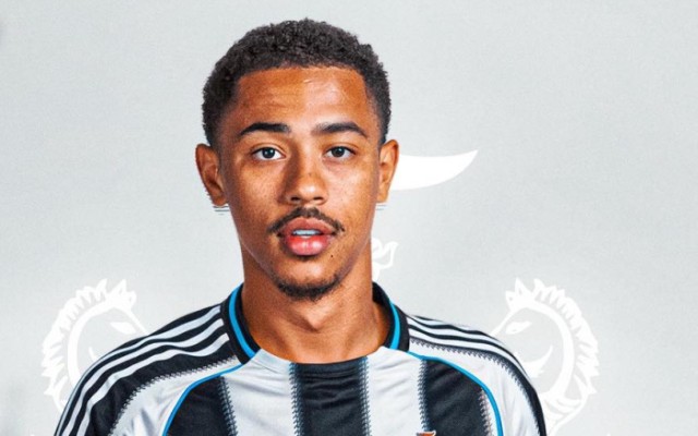 “Nyukasl” “Aston Villa”nın futbolçusunu transfer etdi