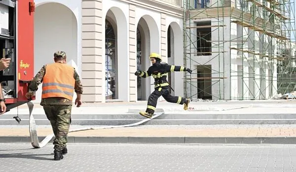 FHN "Sea Breeze"də təlim keçdi