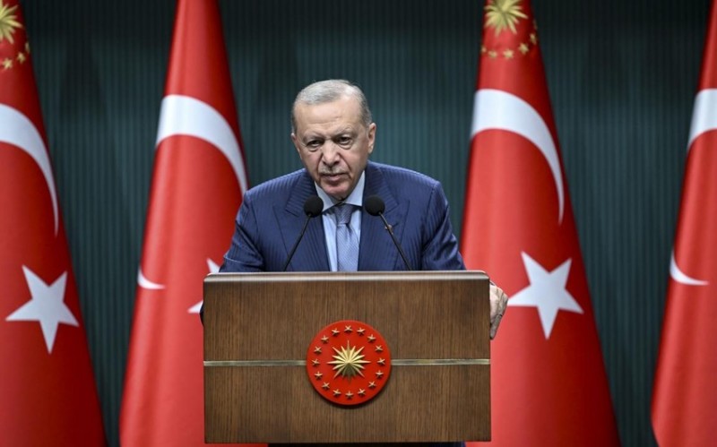 Ərdoğan Özələ qarşı 1 milyon lirəlik təzminat iddiası qaldırıb