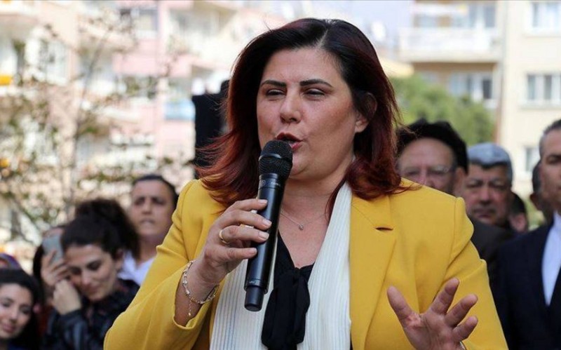Türkiyədə bələdiyyə sədri CHP-dən istefa verdi