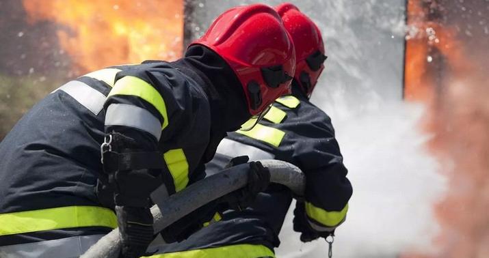 Sabunçuda 3 otaqlı ev yandı