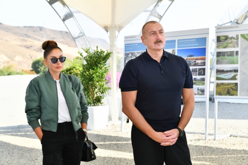 Prezident və xanımı Ağdərənin Kolatağ kəndində olublar