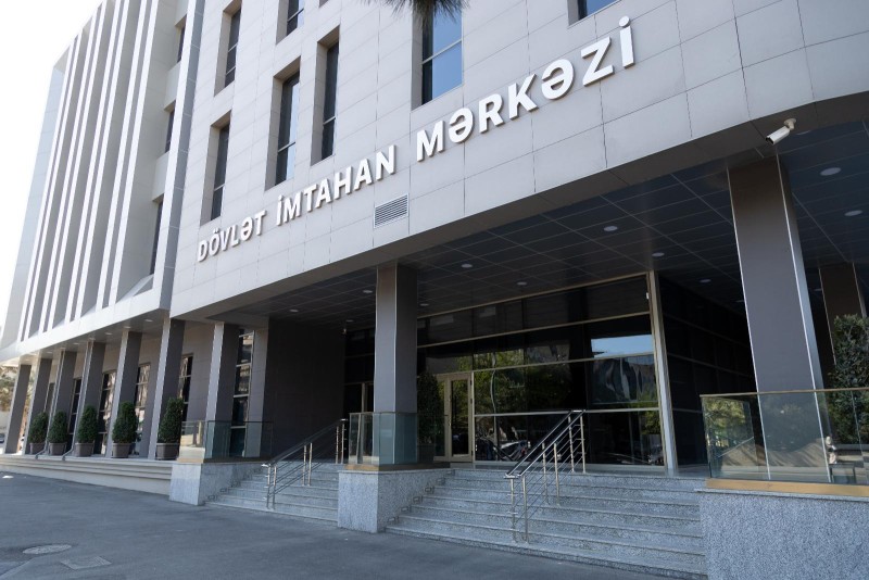 DİM boş qalan yerlərə ixtisas seçiminin vaxtını açıqlayıb