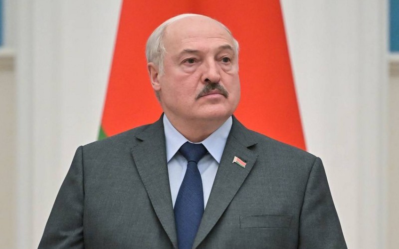 Lukaşenko: Belarus Putin və Zelenski arasında danışıqların təşkilatçısı olmağa can atmır