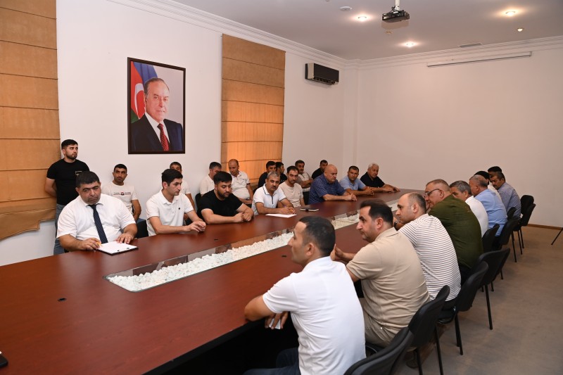 “Azərişıq” ASC-nin nümayəndələri Göyçayda fermer və sahibkarlarla görüşdü