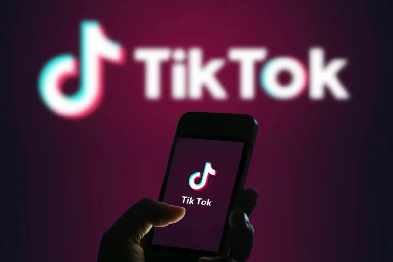 “TikTok” Böyük Britaniyada yüzlərlə iş yerini ixtisar edə bilər