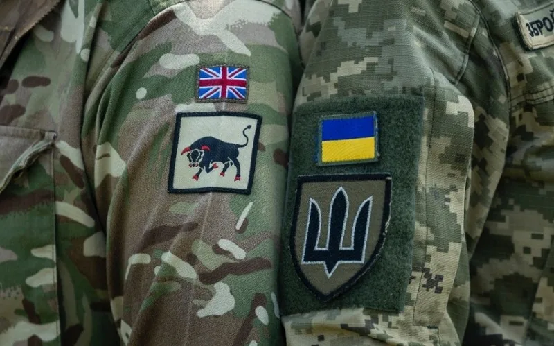 Britaniya Ukrayna hərbçilərinə təlim keçməyə davam edəcək