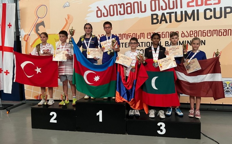 Badmintonçularımız Gürcüstanda keçirilən beynəlxalq turnirdə 11 medal qazanıblar
