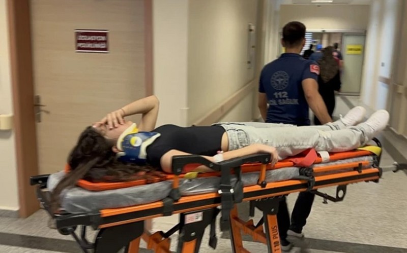 Türkiyədə ağır yol qəzasında 8 nəfər yaralanıb