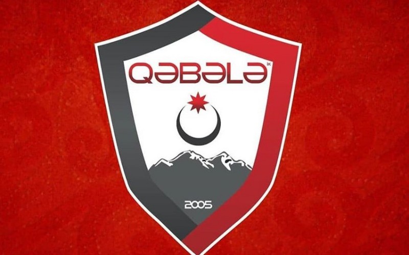 Azərbaycan klubu futbolçusunun formasındakı nömrəyə görə cəzalanıb
