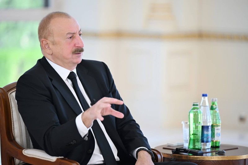 Prezident: “İran Prezidenti ilə eyni dildə danışırıq, tərcüməçiyə ehtiyacımız yoxdur”