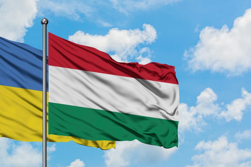 Macarıstan Ukraynadan taxıl tədarükünə qadağa qoyub