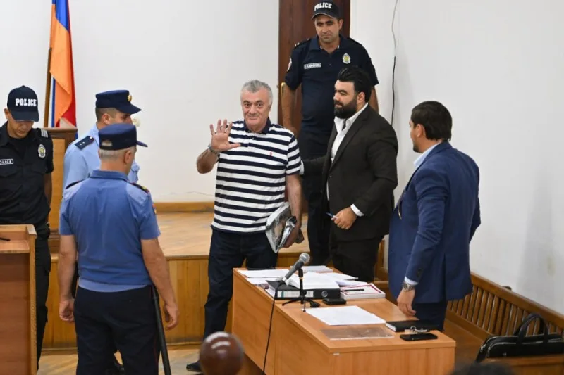 Paşinyanı devirməyə çağıran sabiq deputat azadlığa buraxıldı