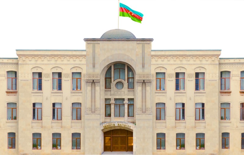 Özəl tibb müəssisələrində pozuntular araşdırılır