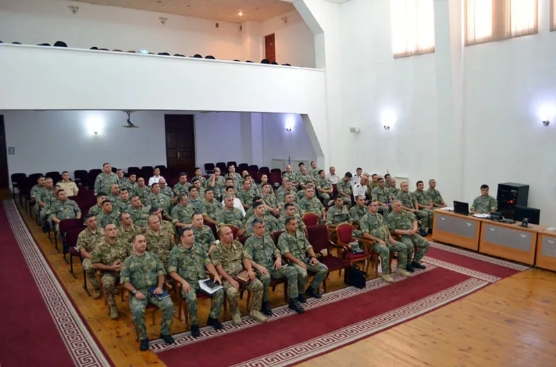 Hərbi hüquqşünaslarla təlim-metodiki toplanış keçirilib