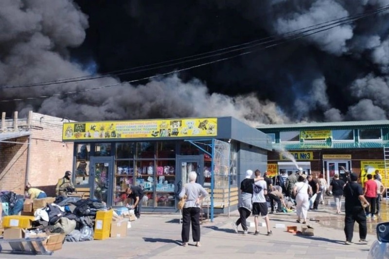 Volqoqradda bazar yanır