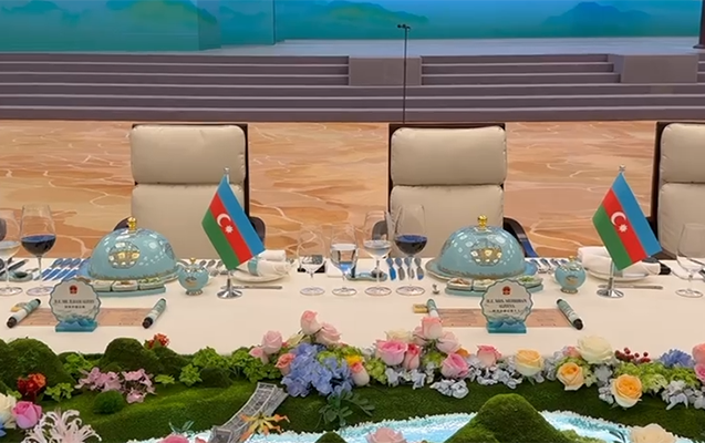 Ziyafətdə Prezident və xanımı üçün ayrılan masa - VİDEO/FOTO