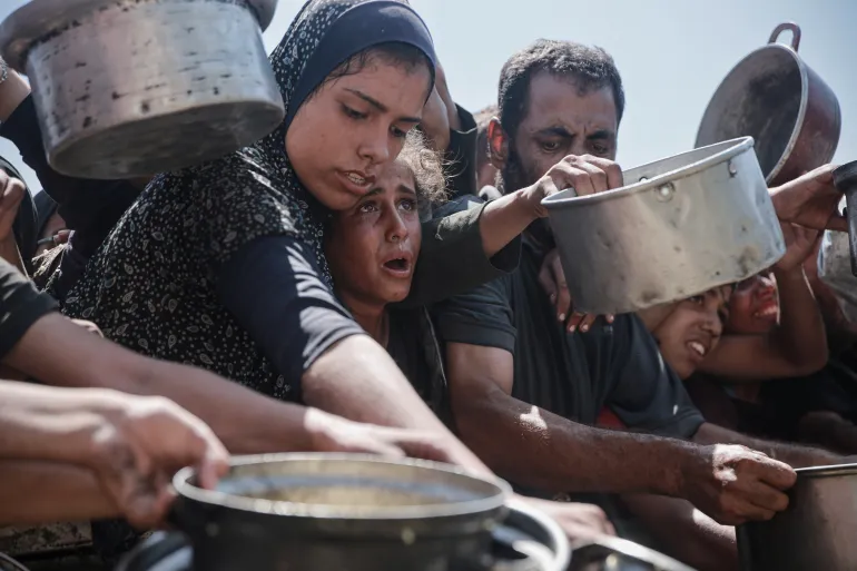 24 saatda aclıqdan 9 nəfər öldü