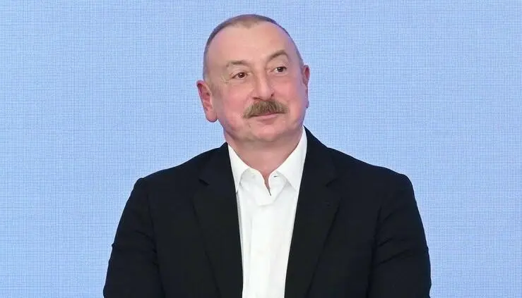 Prezidentin otel əməkdaşları ilə səmimi görüntüləri