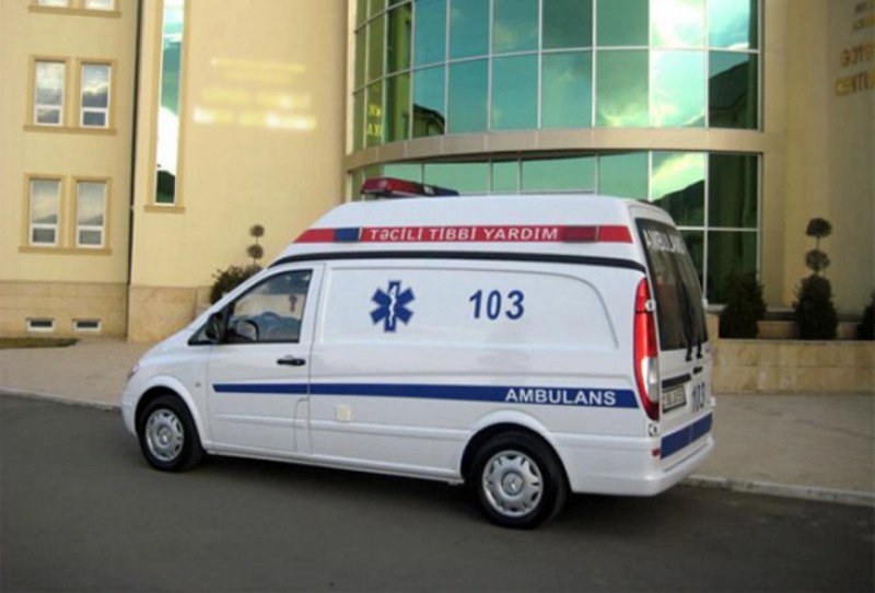 Avtomobilin vurduğu 16 yaşlı qız xəstəxanada öldü