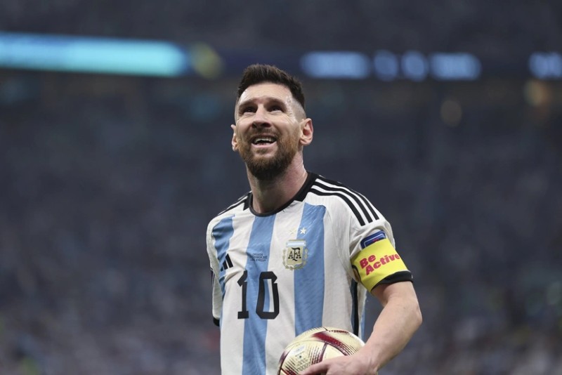 Messi bu futbolçunu hədələdi