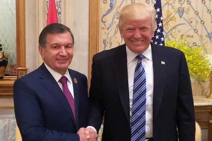 Mirziyayev Trampa zəng etdi