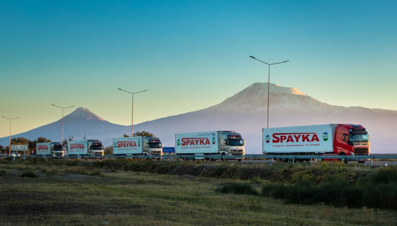 Rusiyanın “Spayka”ya təzyiqi: İrəvana səssiz xəbərdarlıqmı?