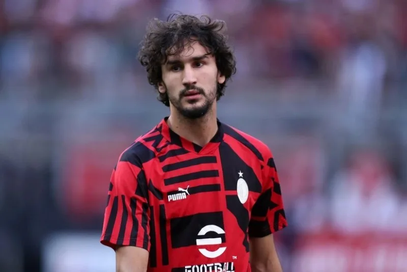 "Milan"ın futbolçusu Səudiyyə Ərəbistanı klubuna keçir