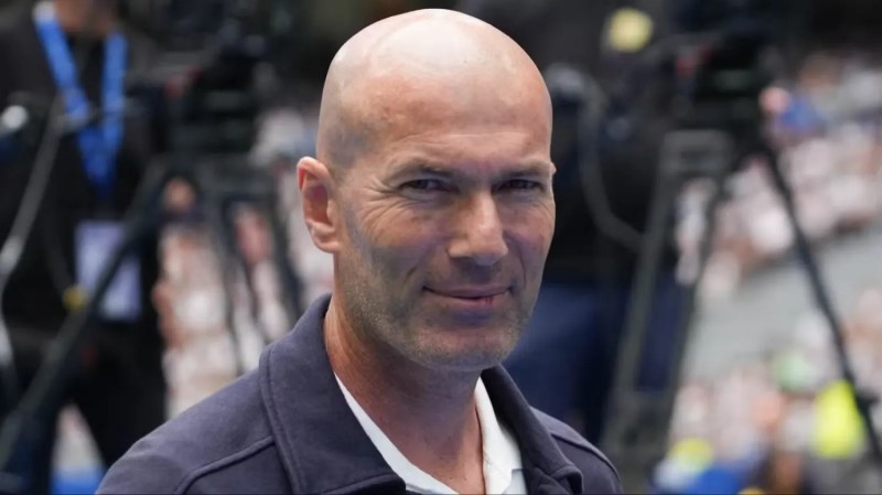 Zidan bu komandanı çalışdıracaq