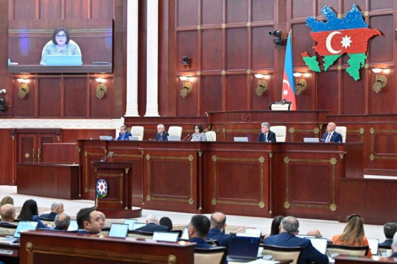 Milli Məclisin növbədənkənar sessiya üzrə iclası başa çatdı - YENİLƏNİB