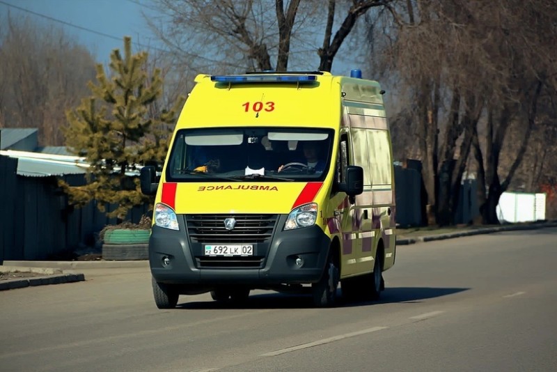 Qazaxıstanda yol qəzası: 10 zəvvar öldü
