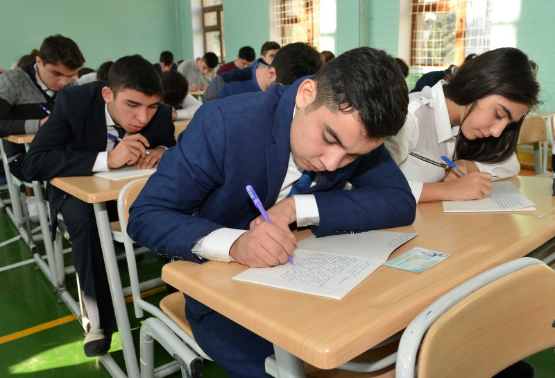 Ölkədə təhsilalanların sayı açıqlandı