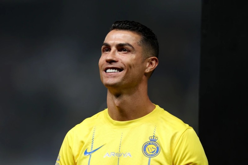 Ronaldu bütün zamanların ən yaxşı futbolçusu mükafatına layiq görülüb